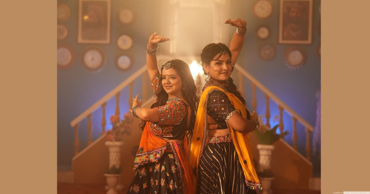 Rini Chandra and Sonal Gaur Tiwari Sets the dance floor on fire with the Garba anthem, 